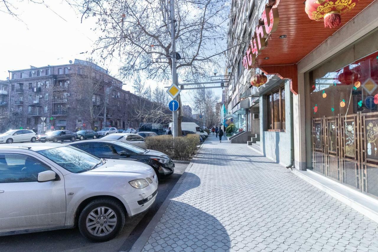 Stay Inn Apartments On 33 Sayat-Nova Avenue Jerevan Buitenkant foto